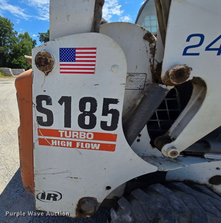 image for item EK6263 2002 Bobcat S185 skid steer loader