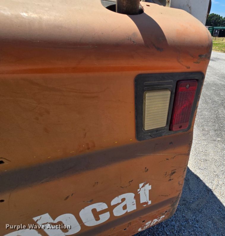image for item EK6263 2002 Bobcat S185 skid steer loader