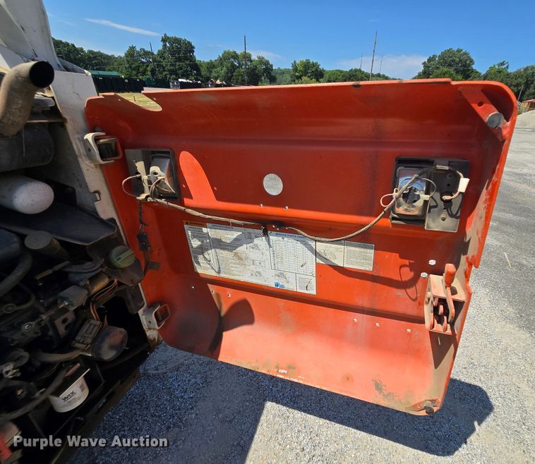 image for item EK6263 2002 Bobcat S185 skid steer loader