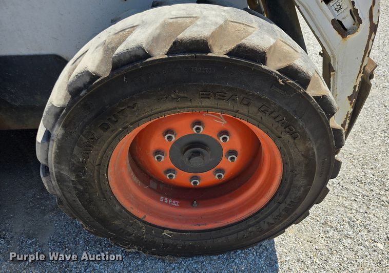 image for item EK6263 2002 Bobcat S185 skid steer loader