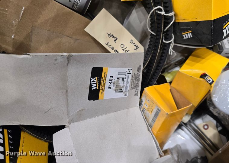 image for item EK6263 2002 Bobcat S185 skid steer loader