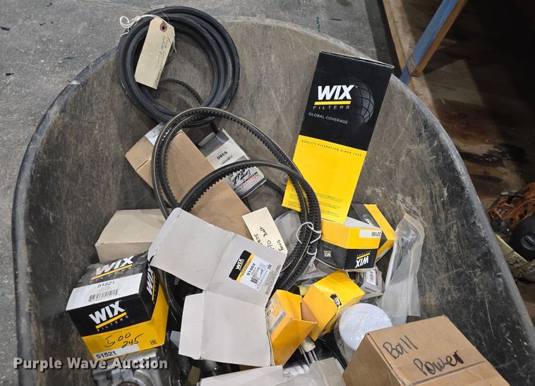 image for item EK6263 2002 Bobcat S185 skid steer loader