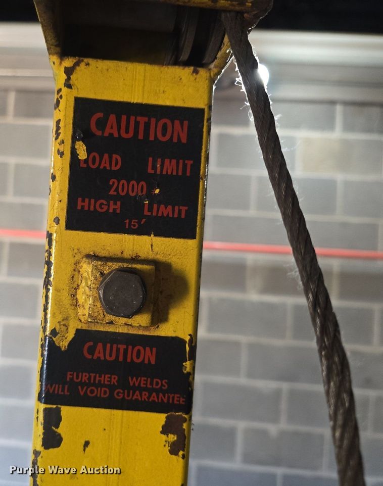 image for item EK6268 Sumner Z100 material lift