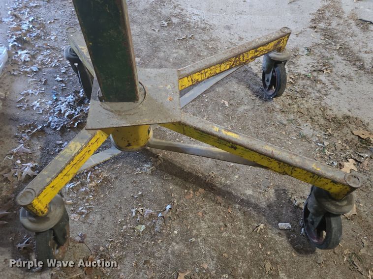 image for item EK6268 Sumner Z100 material lift