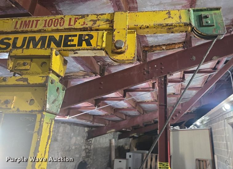 image for item EK6268 Sumner Z100 material lift