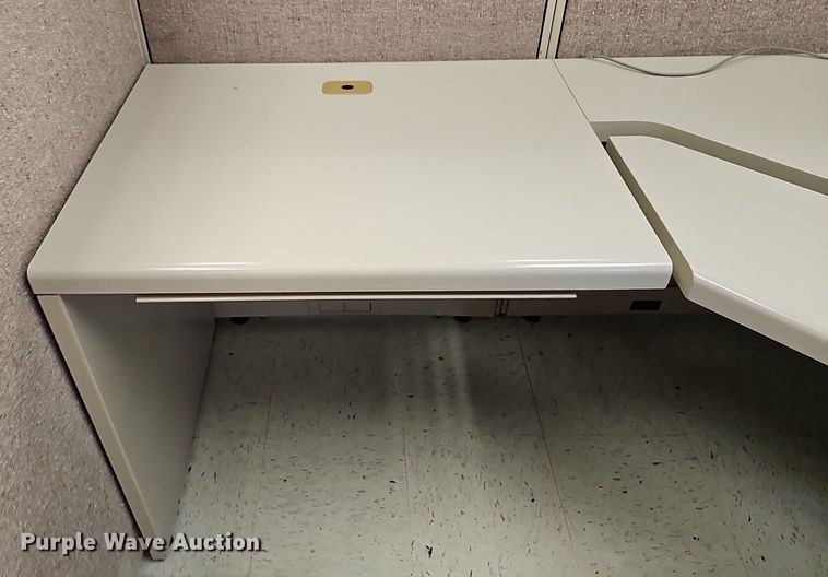 image for item EK6275 (8) cubicles