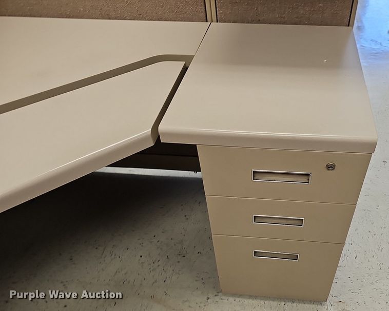 image for item EK6275 (8) cubicles