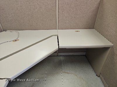 image for item EK6275 (8) cubicles