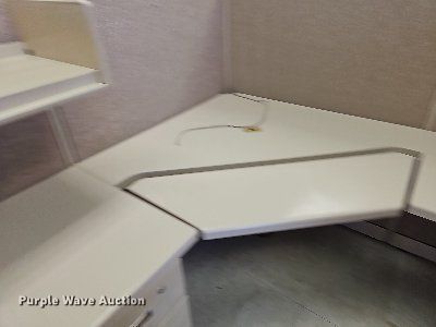 image for item EK6275 (8) cubicles