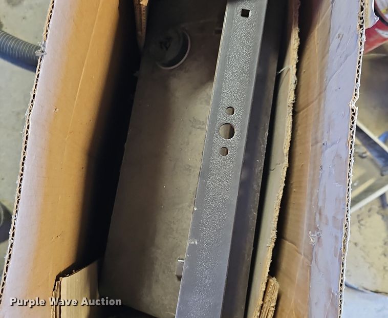 image for item EK6277 (2) Thomas & Betts American Electric Lighting lights