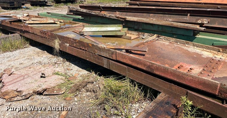 image for item EK8624 Approximately 15 steel I-beams