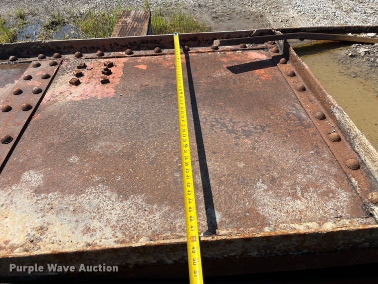 image for item EK8624 Approximately 15 steel I-beams