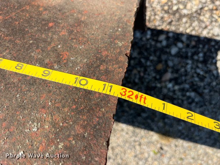 image for item EK8624 Approximately 15 steel I-beams