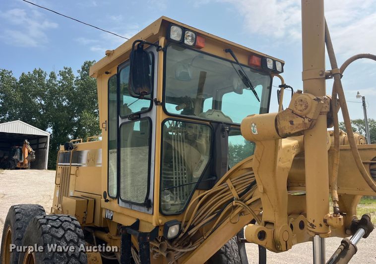image for item EK8859 1997 Caterpillar  140H VHP motor grader