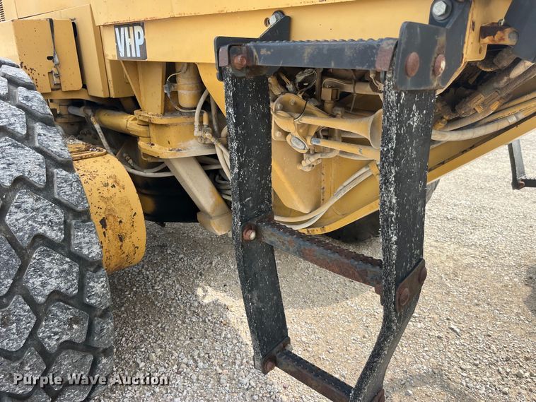 image for item EK8859 1997 Caterpillar  140H VHP motor grader