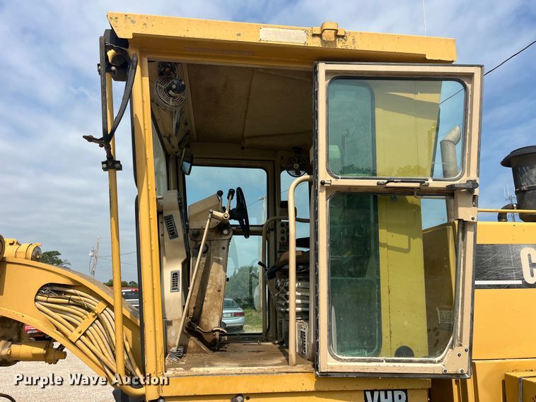 image for item EK8859 1997 Caterpillar  140H VHP motor grader