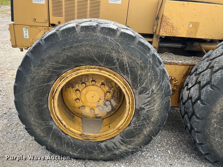 image for item EK8859 1997 Caterpillar  140H VHP motor grader