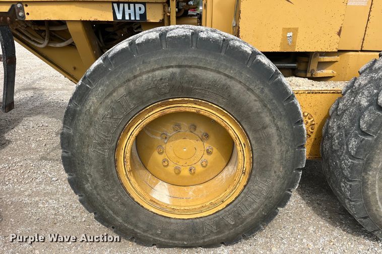 image for item EK8859 1997 Caterpillar  140H VHP motor grader