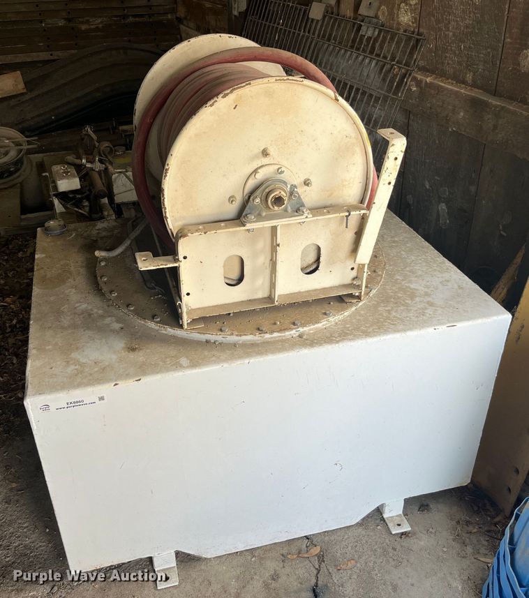 image for item EK8860 Water pump