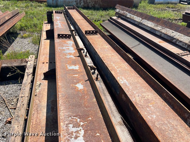 image for item EK8906 Approximately 7 steel I-beams