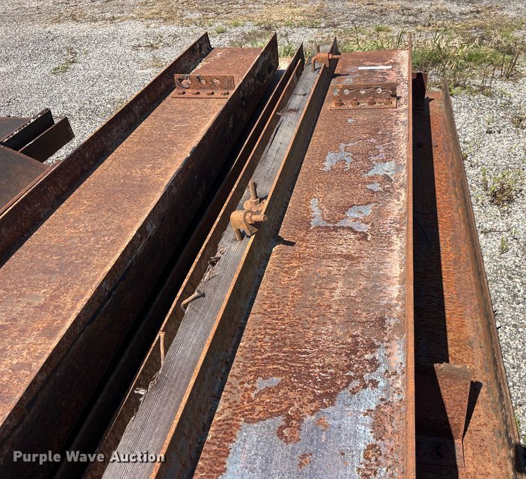 image for item EK8906 Approximately 7 steel I-beams