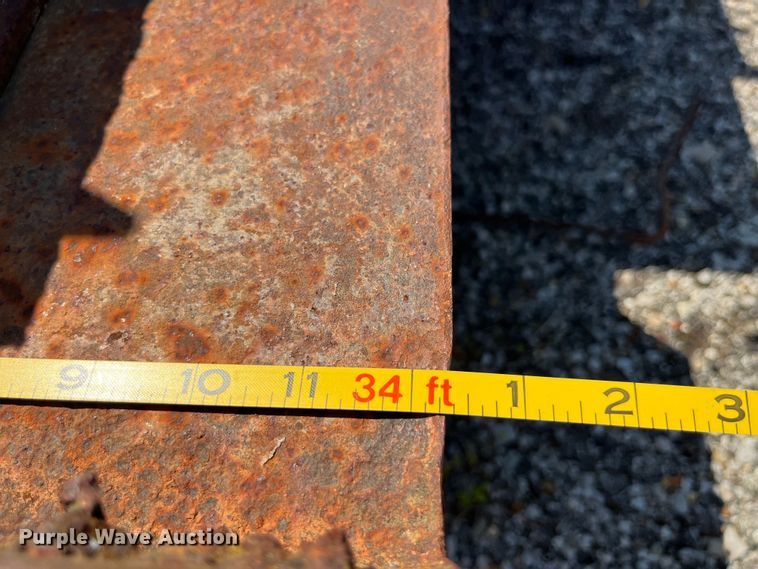 image for item EK8906 Approximately 7 steel I-beams