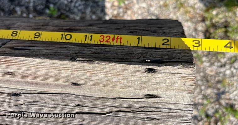 image for item EK8908 Approximately 10 bridge planks 