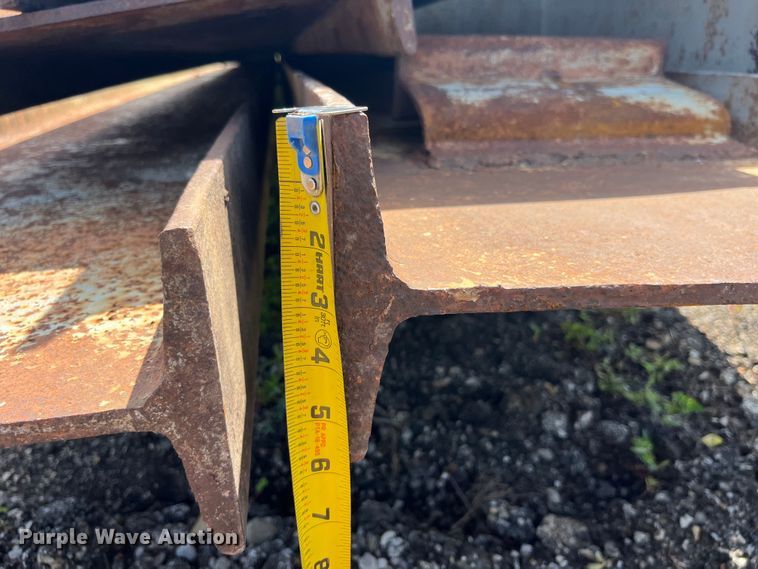 image for item EK8911 Approximately 7 steel I-beams