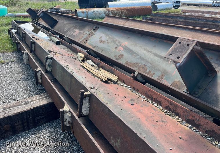 image for item EK8912  Approximately 4 steel I-beams