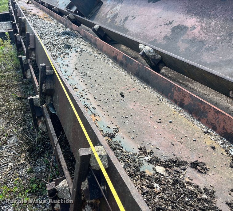 image for item EK8912  Approximately 4 steel I-beams