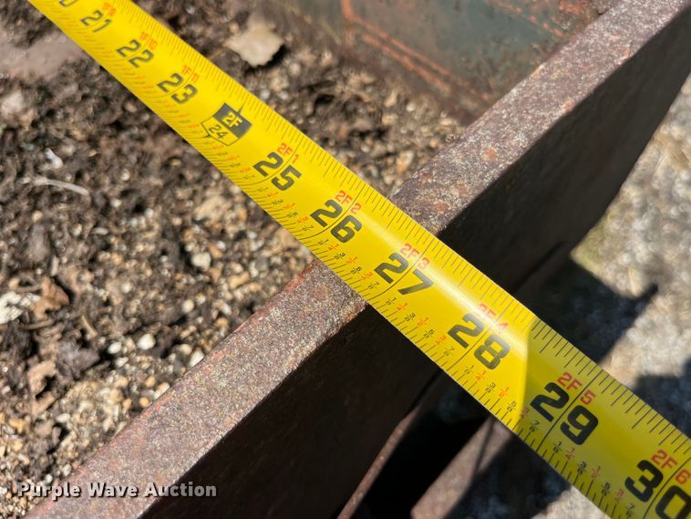 image for item EK8912  Approximately 4 steel I-beams