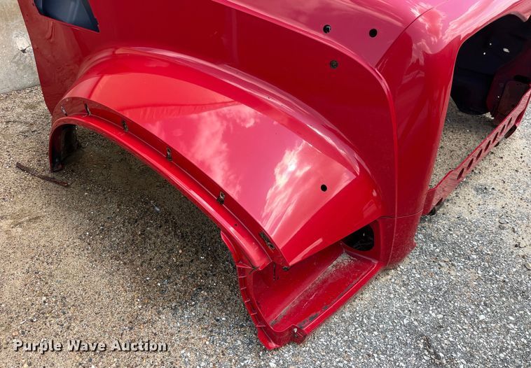 image for item EK8914 (2) truck hoods