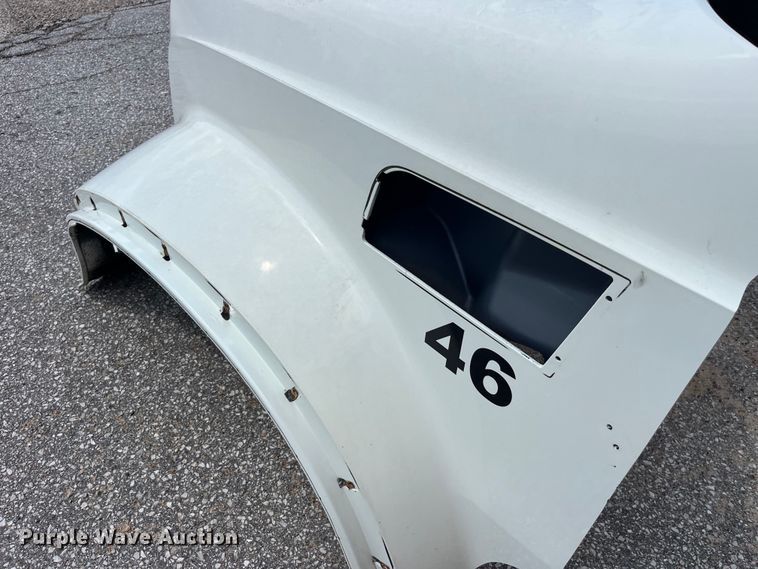 image for item EK8914 (2) truck hoods