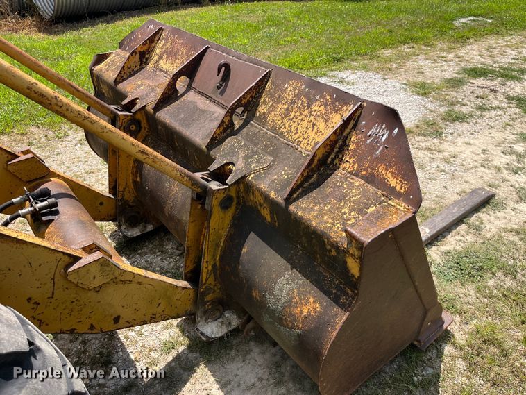 image for item EK8915 1980 Caterpillar  910 wheel loader