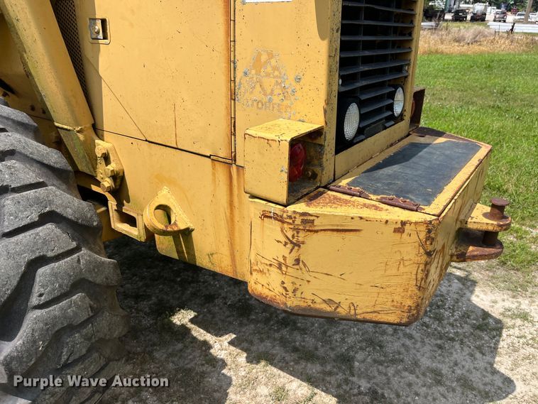 image for item EK8915 1980 Caterpillar  910 wheel loader