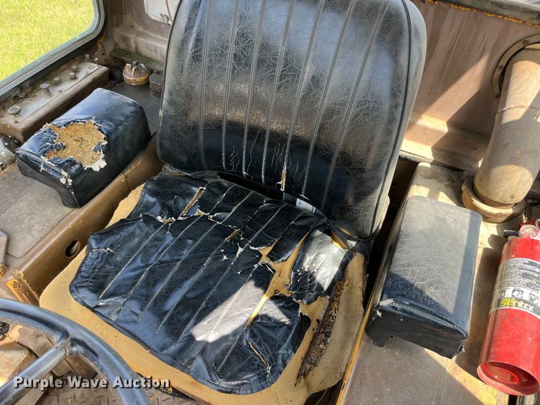 image for item EK8915 1980 Caterpillar  910 wheel loader