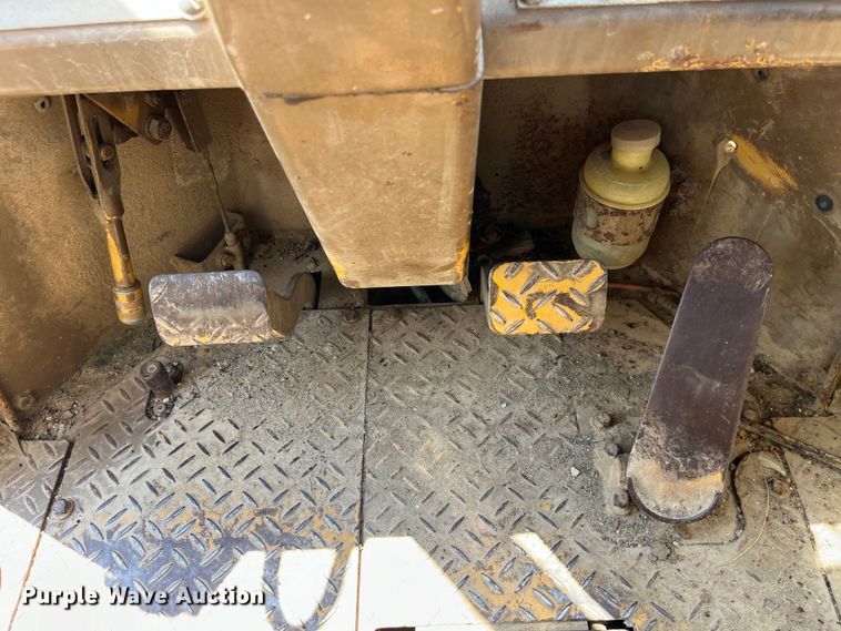 image for item EK8915 1980 Caterpillar  910 wheel loader