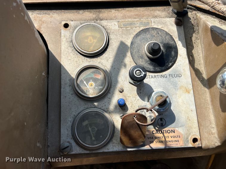 image for item EK8915 1980 Caterpillar  910 wheel loader