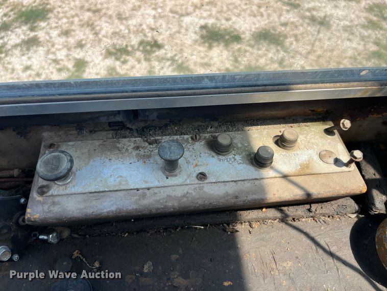 image for item EK8915 1980 Caterpillar  910 wheel loader