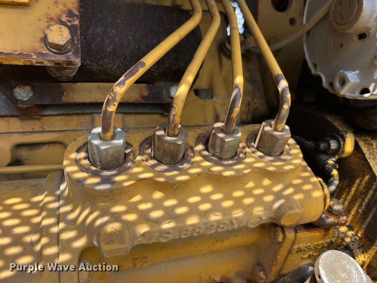 image for item EK8915 1980 Caterpillar  910 wheel loader