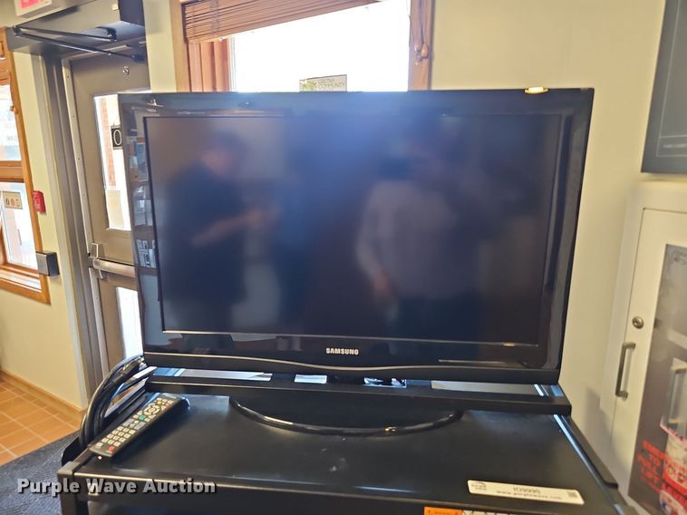 image for item IO9990 Electronics