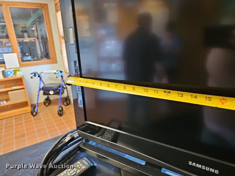 image for item IO9990 Electronics