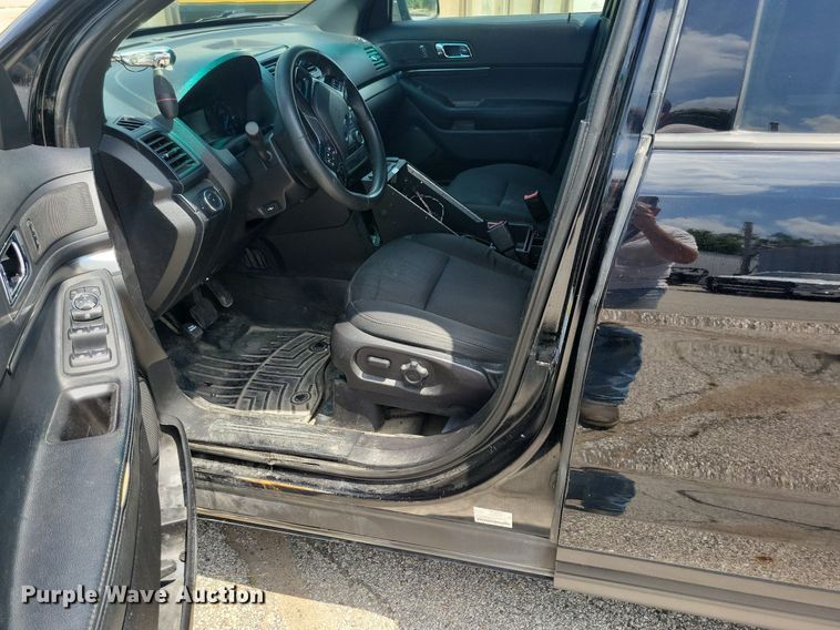 image for item KA9976 2016 Ford Explorer Police Interceptor SUV