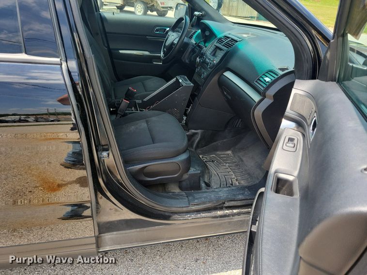image for item KA9976 2016 Ford Explorer Police Interceptor SUV