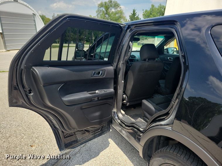 image for item KA9976 2016 Ford Explorer Police Interceptor SUV