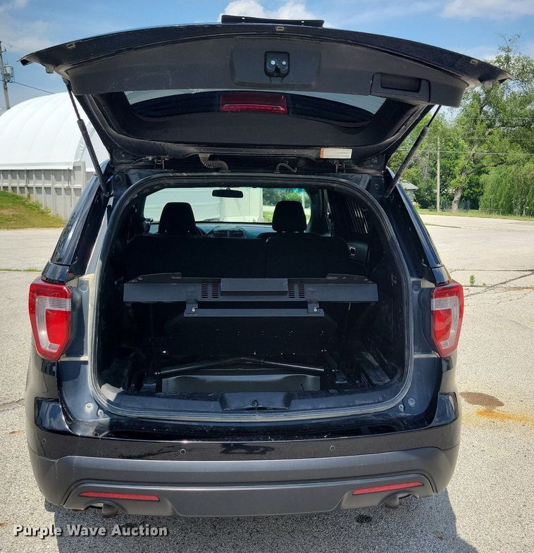 image for item KA9976 2016 Ford Explorer Police Interceptor SUV