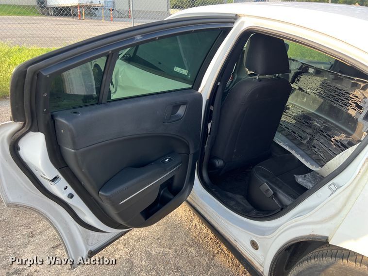 image for item LF9526 2015 Dodge Charger Police 