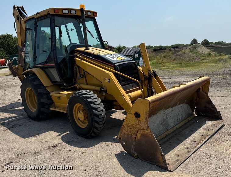 image for item LF9874 2001 Caterpillar  420D backhoe