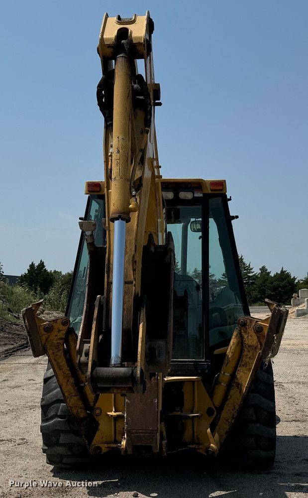 image for item LF9874 2001 Caterpillar  420D backhoe
