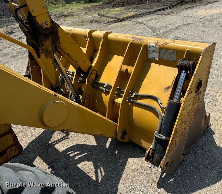 image for item LF9874 2001 Caterpillar  420D backhoe
